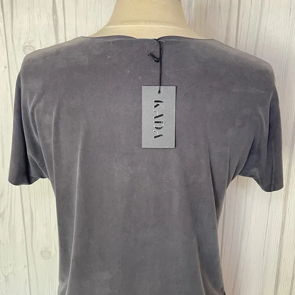 NWT KADA The Infinity Tee: Flow‎ Classic in Ink, Large Black - Image 9