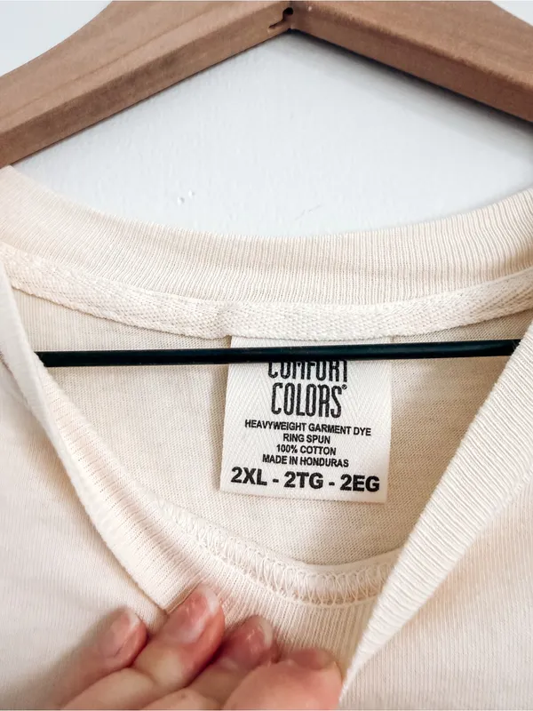 Comfort Colors Cream Teddy Bear Starbucks Graphic Cotton Shirt 2XL - Image 3