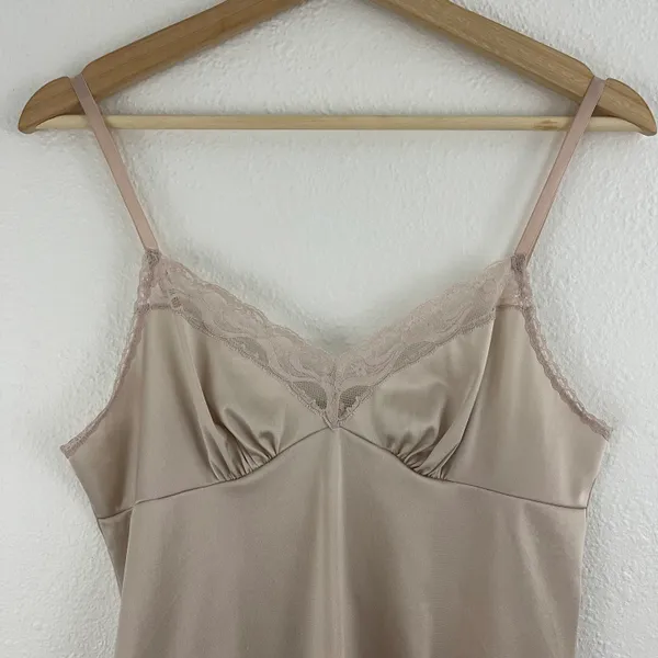Vanity Fair Vintage Champange Beige Lace Trim Spaghetti Strap Camisole Top - Image 2