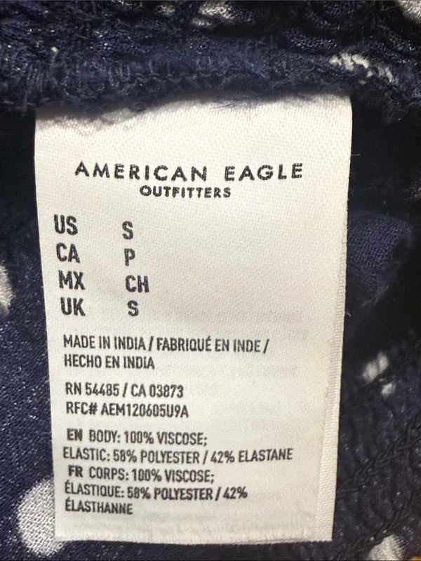 American Eagle outfitters blue and white polka dot crop top size small. - Image 4