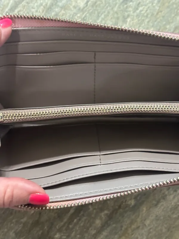 Marc by Marc Jacobs wallet - Image 5