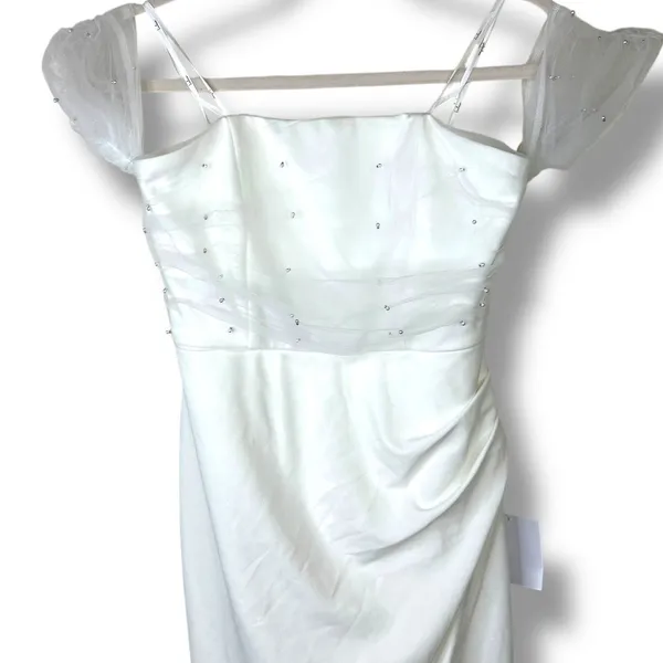NEW Lulus Luxe Bridal Profound Glamour Pearl Off-the-Shoulder Wedding Dress - Image 6