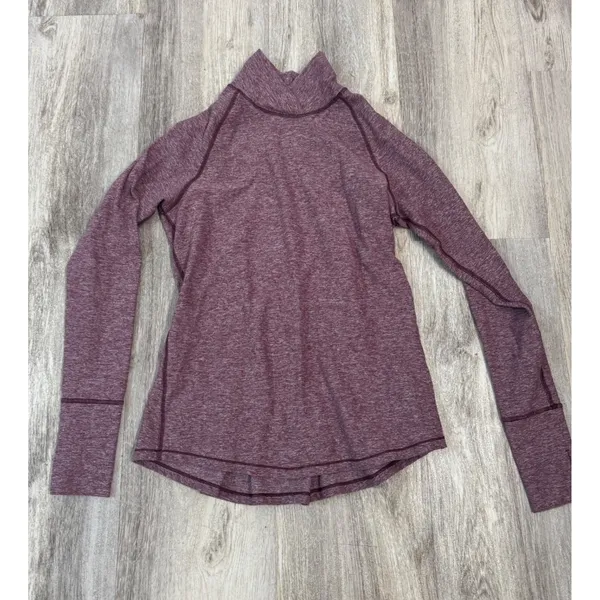 Lululemon Warm Your Core Long‎ Sleeve Size 4 - Image 2