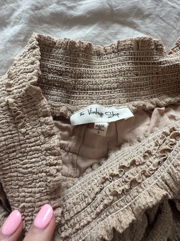 Shopthemuse mini skirt Tan - Image 2