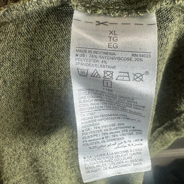 Old Navy army green super soft nursing maternity sweater size XL - Image 6