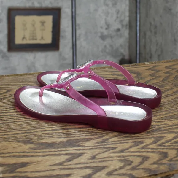 BCBGirls Womens Vintage Thong Rhinestone Sandals 1673fae5eeaea9 Berry Purple 6M - Image 2