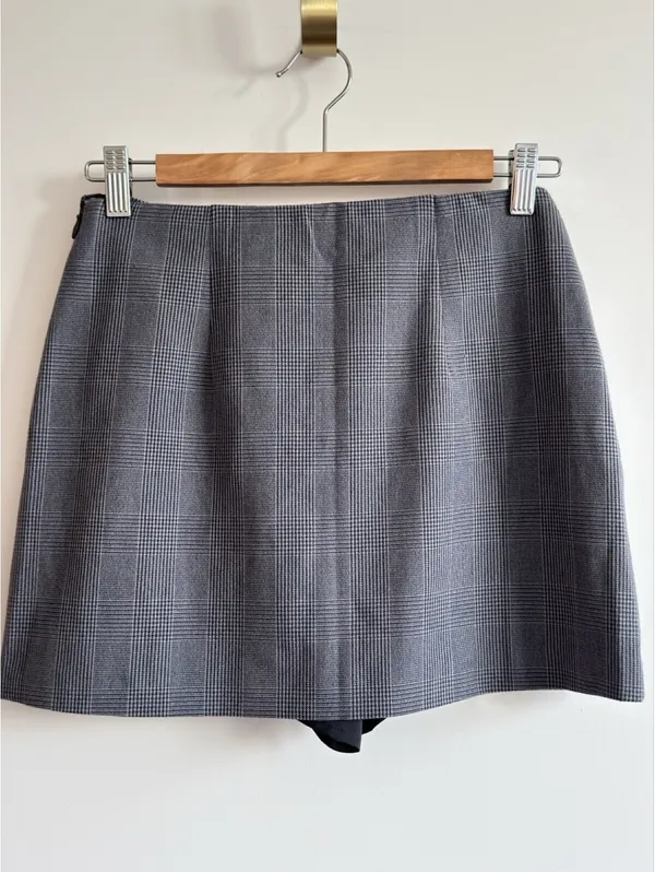 Abercrombie & Fitch Scarlett Mini Skort XS Gray Plaid High Rise Preppy - Image 7