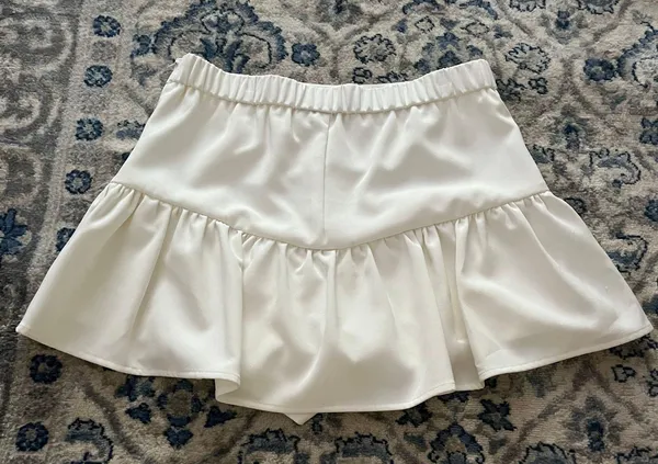 I Just Have to Have It White Skort - Image 3