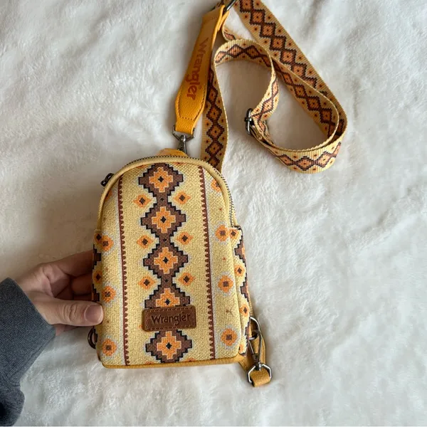 Wrangler Crossbody Bag with Card Wallet Aztec Sling Bag Yellow NEW - Image 2