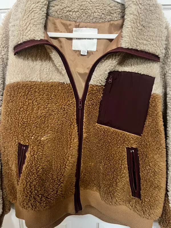 American Eagle Vintage Fleece - Image 4