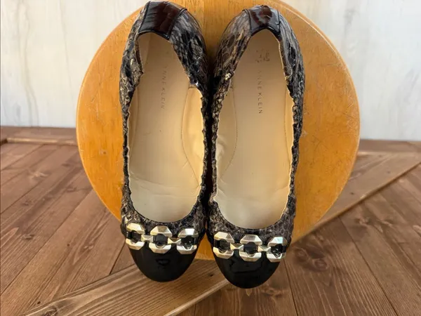 Anne Klein Women’s Size 10M Black Silver Metallic Cap Toe Embellished Flats - Image 5