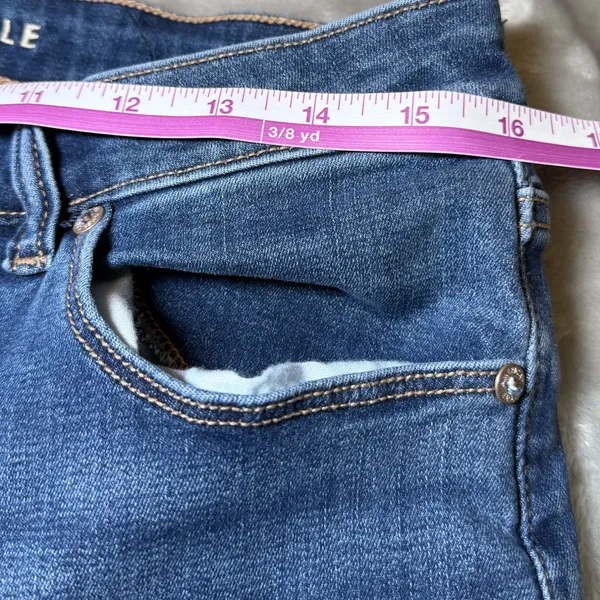 American Eagle Womens Size 12 High-Rise Skinny Kick Jeans Raw Hem Stretch Denim - Image 8