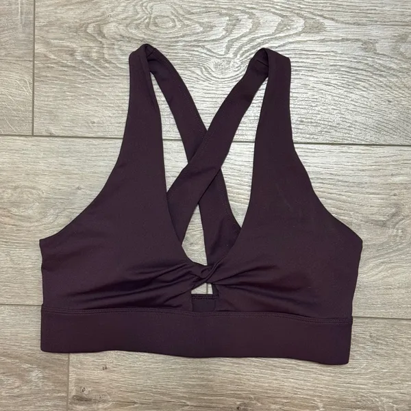 Fabletics Plum Purple Twist Front Cross Back Sports Bra Womens Medium - Image 3