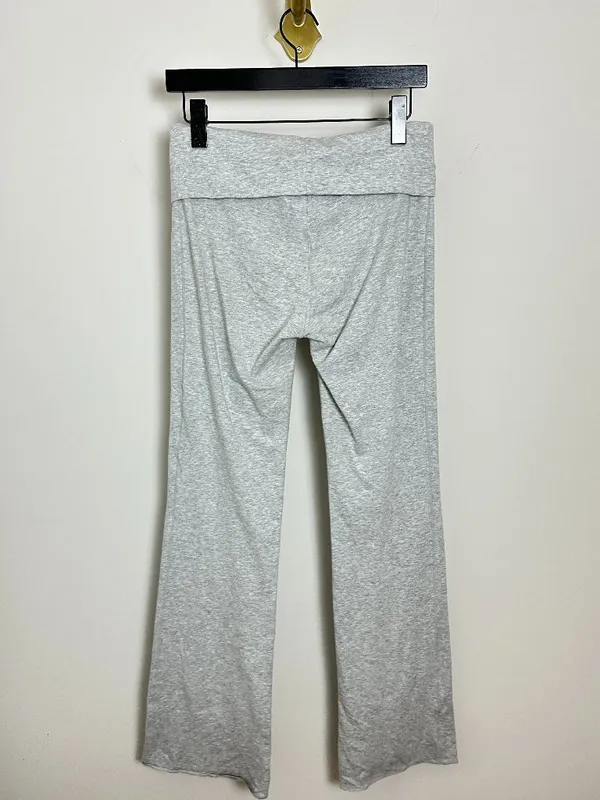 SKIMS Foldover Pants in Light Heather Grey Size Medium - Image 6