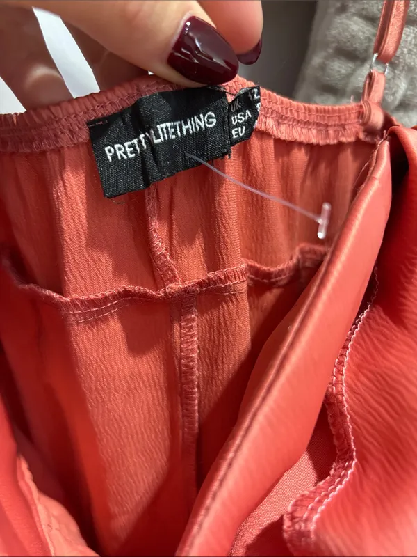Pretty Little Thing Gemma Owen Coral Dress - Image 3