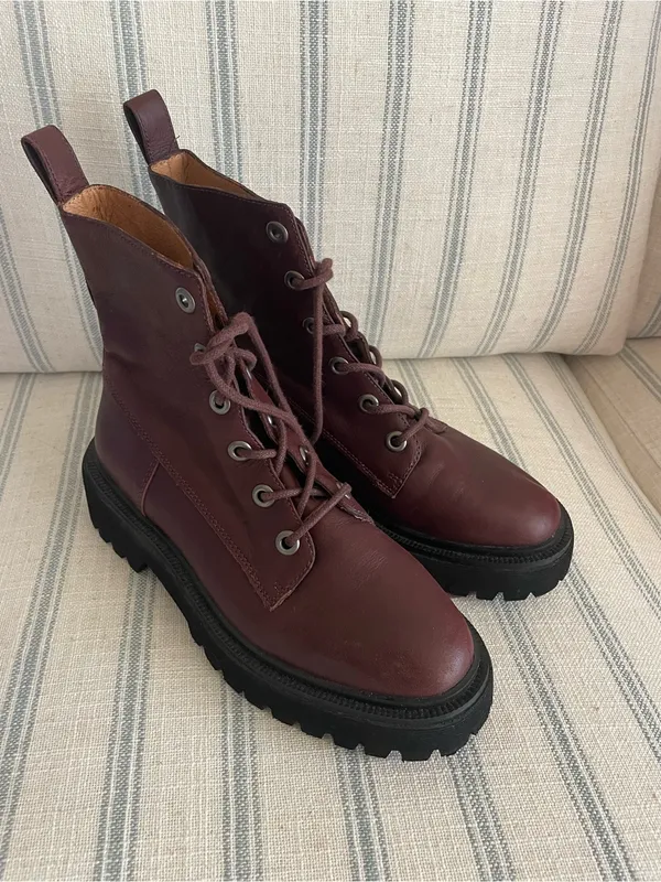 Madewell Rayna Leather Lace-Up Boots in Dark Cabernet Size US 6.5 - Image 4