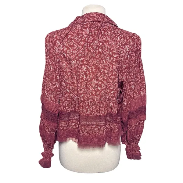 ANTHROPOLOGIE Women’s Boho Red Floral Lace Vneck Long Sleeve Top - Image 7