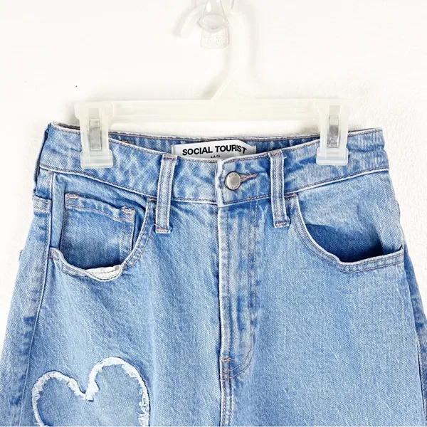 SOCIAL TOURIST Blue Ultra High Rise Baggy Hearts Patches Wide Leg Jeans 26 Boho - Image 9