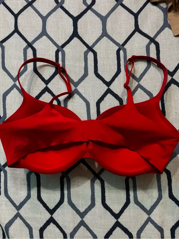 Skim Ultimate Tear Drop Push Up Bra Red Size 36D - Image 4