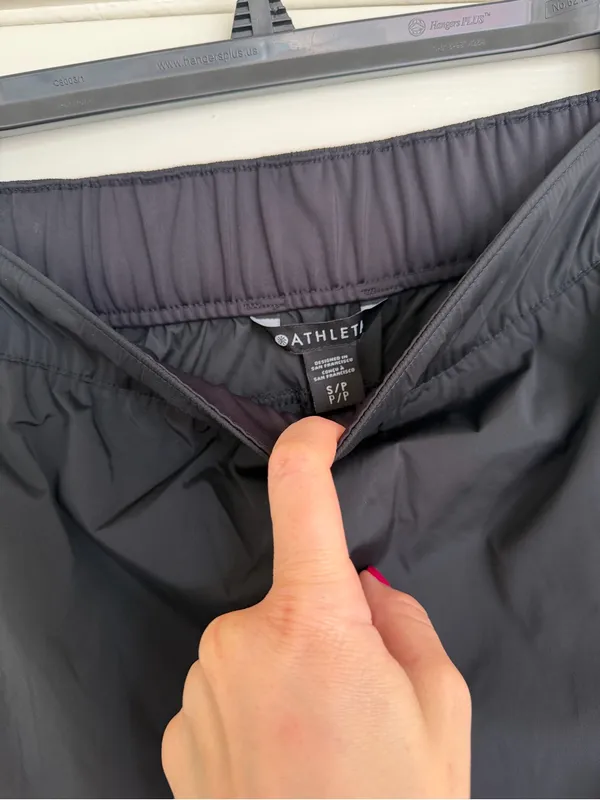 Athleta Pantalon Rise Pants NWT Black Size Small S Windbreaker Water Proof - Image 5