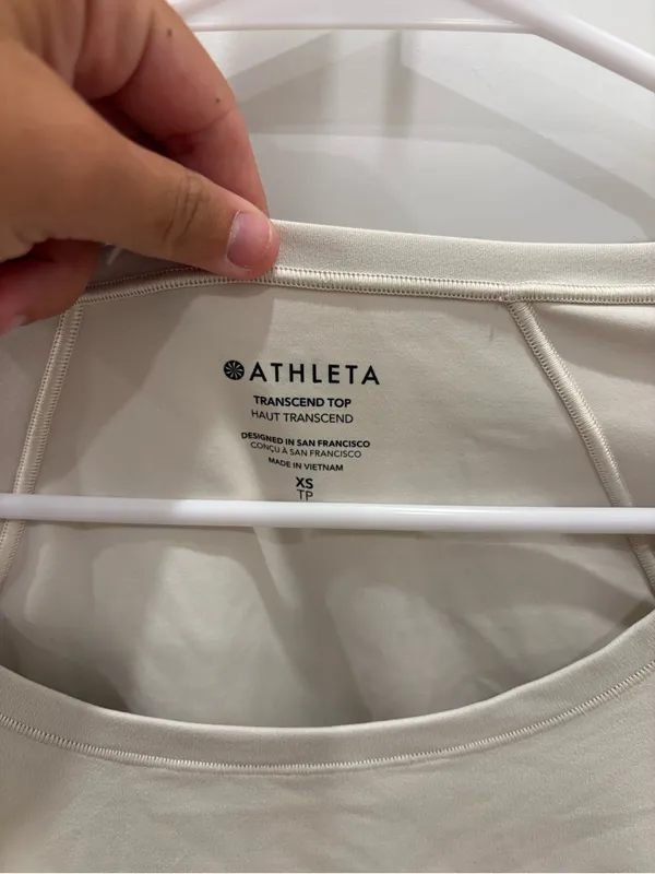 Athleta Transcend Long Sleeve Size XS - Image 3