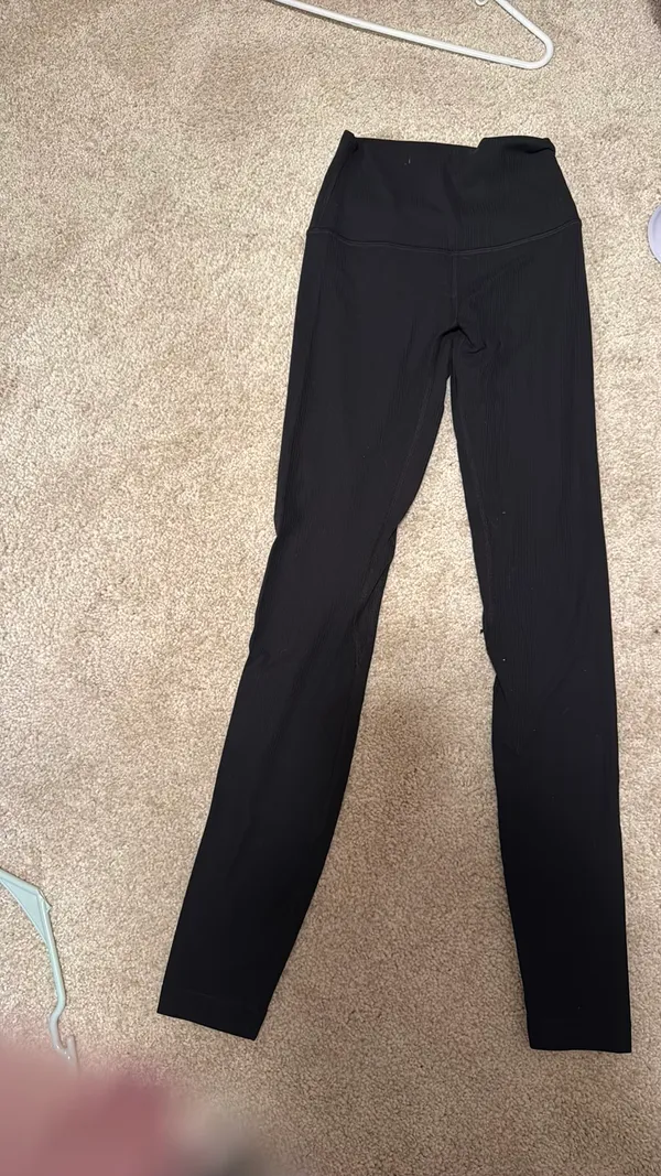 Black Lululemon Ribbed Leggings Align 2 28" Inseam Size 2 - Image 4