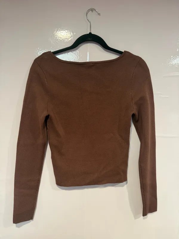 Brown NWT Abercrombie and Fitch knit‎ long sleeve - Image 4