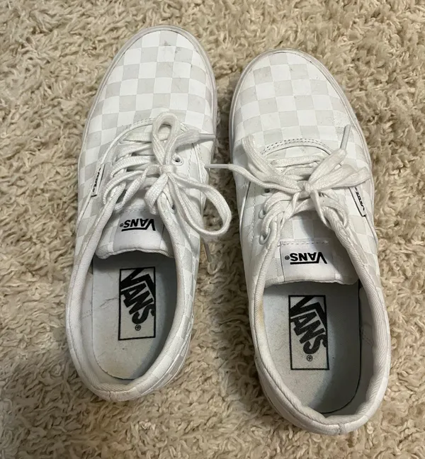 Vans White Checkered Size 7.5 - Image 4