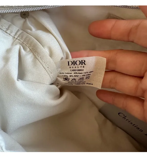 Dior Cosmetics Bag Convert To Cross Bag - Image 6