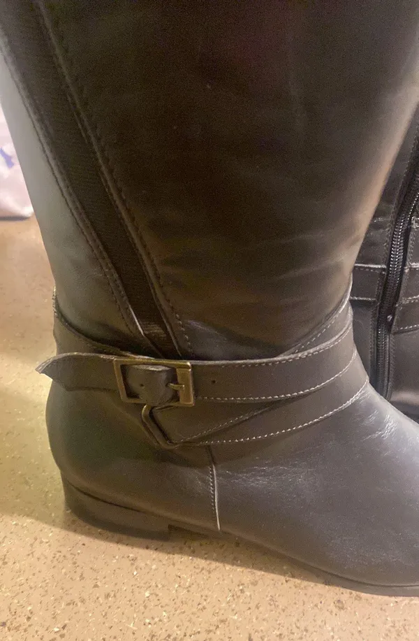 Rose petals dark brown riding boots size 11 - Image 2