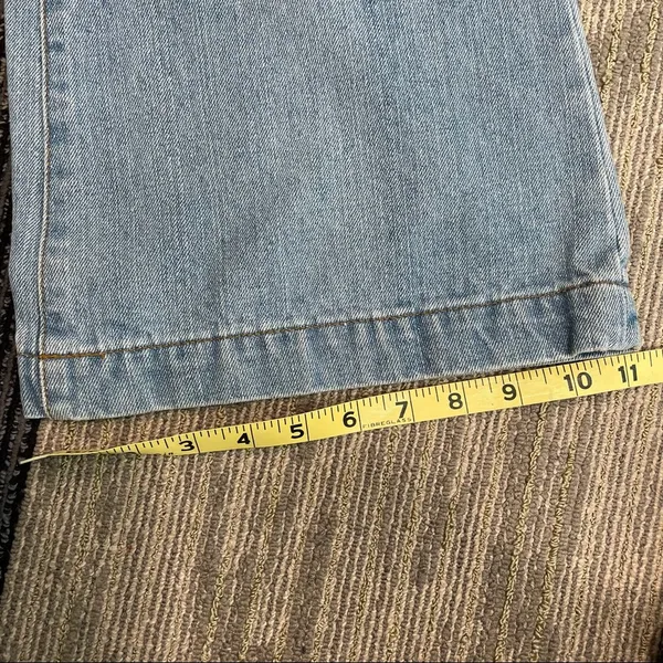 7 For All Mankind Dojo Wide Leg Flare Jeans Light Wash Denim - Image 12