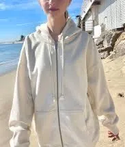 Brandy Melville Zip Up Cream - Image 3