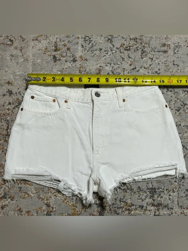 ABERCROMBIE & FITCH Annie high rise shorts white size 6/28 - Image 6