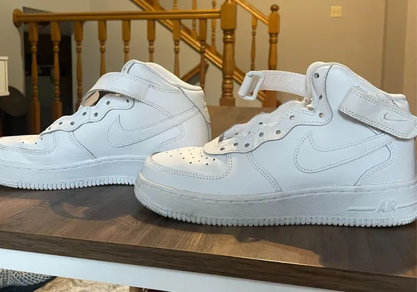 Nike Air Force - Image 2