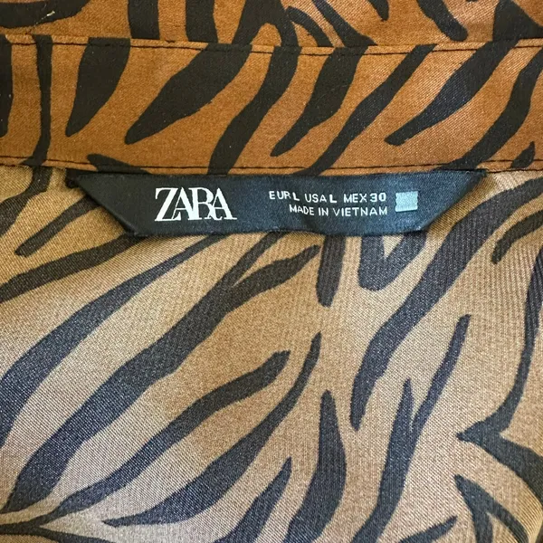 L Zara Women's Brown Tiger/Animal Print Stripes Button-Up Shirt Top Satin - Image 3