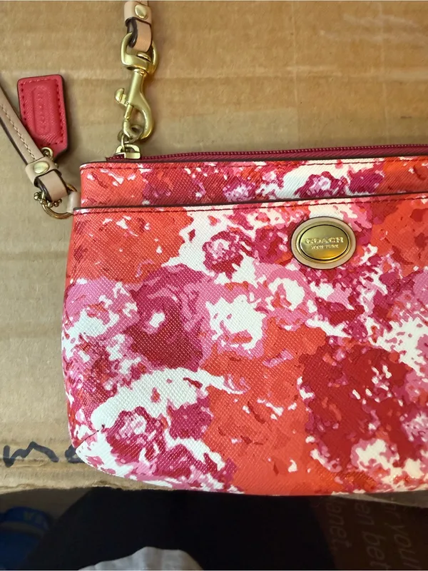 Coach Peyton Floral Paint Abstract Wristlet - Image 7