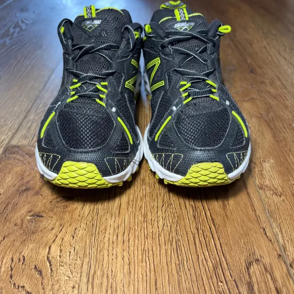 New Balance 610v2 All Terrain Running‎ Shoes Womens 6 Black Green WT610BG USA - Image 3