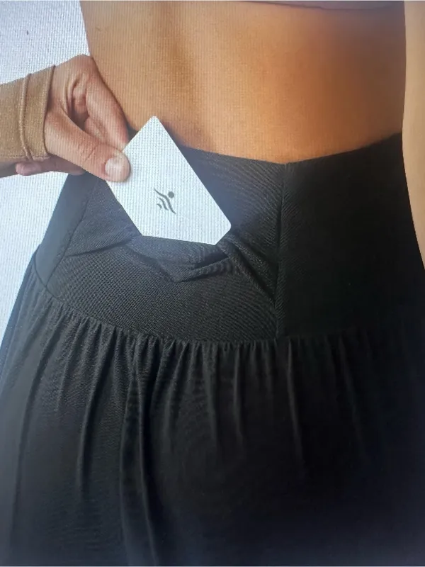 HALARA SoftlyZero Airy Black Athletic Shorts with Hidden Pocket and High Waist - Image 9