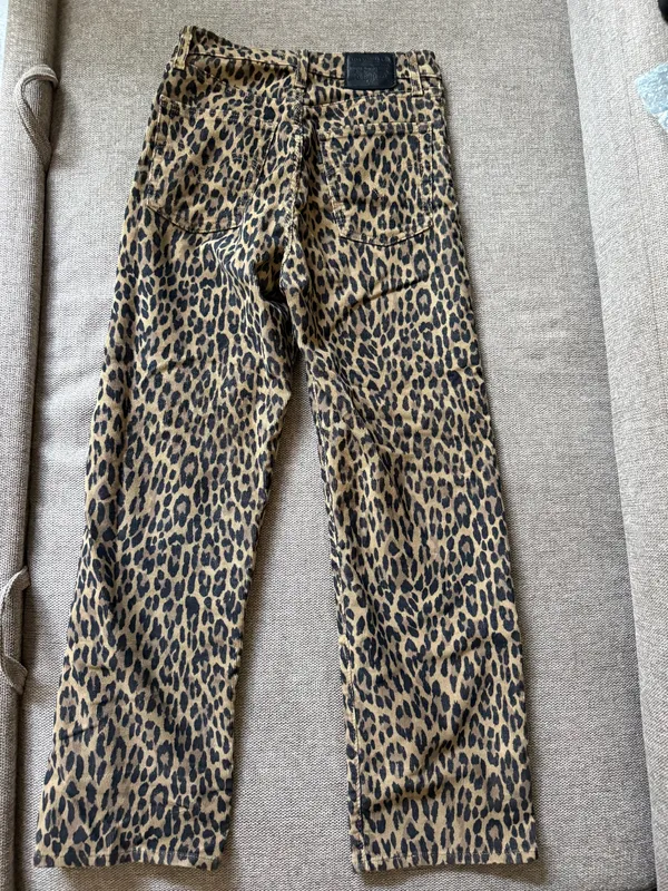Levi’s Leopard Print Corduroy Pants - Image 3