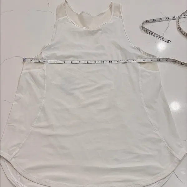 Lululemon Women's ivory Sleeveless active sports Top - Image 2