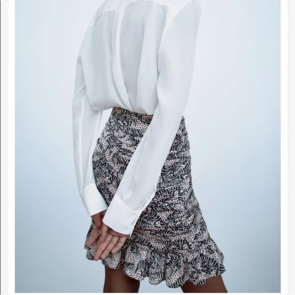 Zara ruffle mini skirt - Image 3