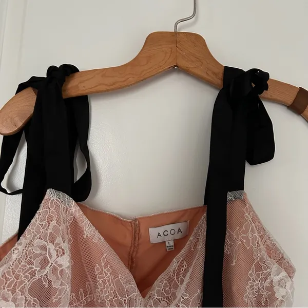 Buckle Acoa white floral lace tie bow straps girly cottage core feminine top - Image 3