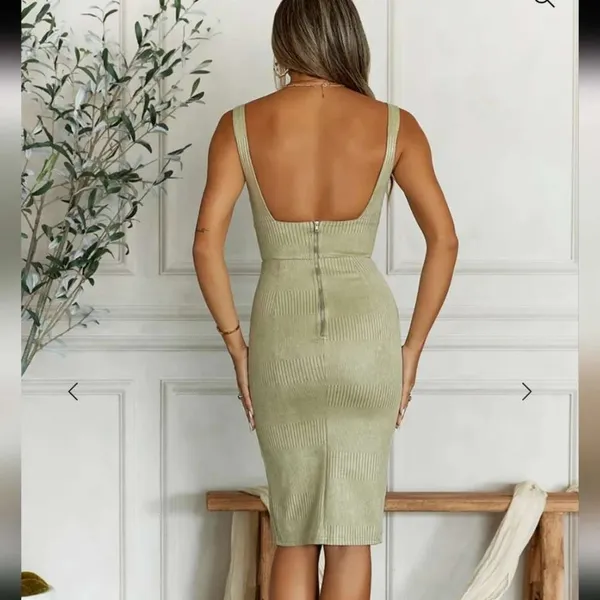 Hello Molly Give Me One More Minute Midi Dress NWT US 2 XS Olive Green‎ Low Back - Image 2