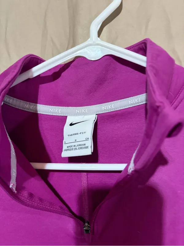 Nike long sleeve - Image 2