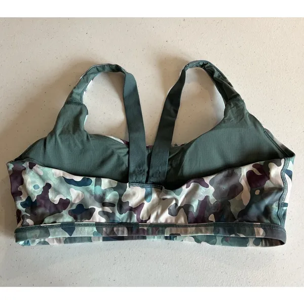 Spanx Low Impact Sports Bra Large Camo athletic yoga green full coverage - Image 2