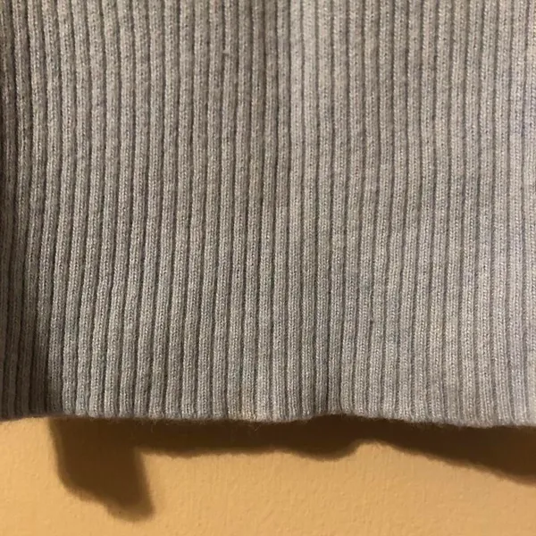 Brandy Melville Sweater - Image 6