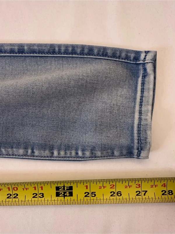Abercrombie & Fitch Light Blue Skinny Jeans - Image 4