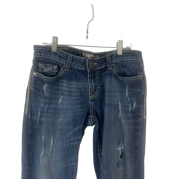 BKE Women's Size 28 Sabrina Western Medium‎ Wash Capri Jeans - Image 3