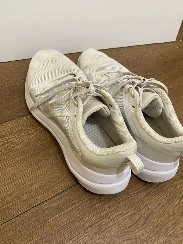 Nike Downshifter 12 Womens Running Shoes Size 8.5 - Image 6