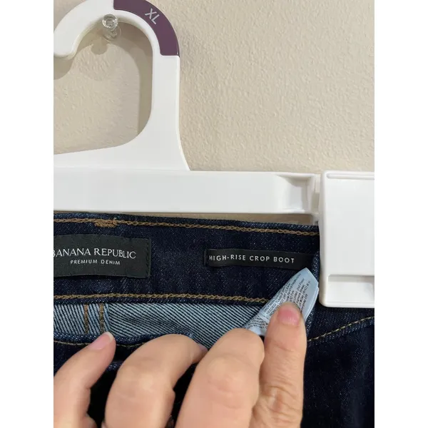 Banana Republic High Rise Crop‎ Boot Jeans Dark Wash Denim Size 25 - Image 3